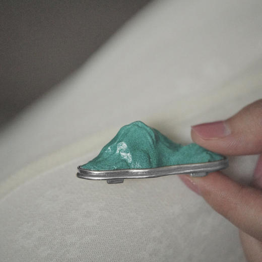 百年制锡 乾茂号｜如玺｜松石绿山石搁置  茶道配件 小摆件 尺寸：长4.5厘米，高1厘米 商品图7
