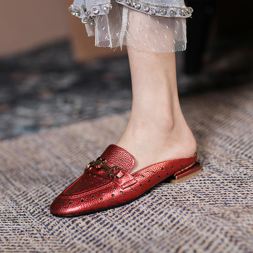 个性百搭，真皮包头拖鞋洞洞鞋HYT-549A 商品图6