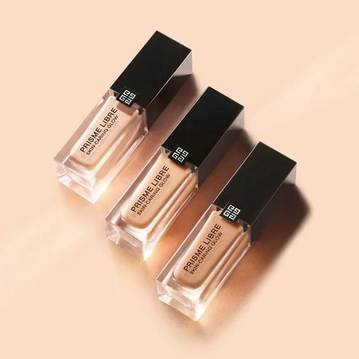 【预售 急单慎拍】Givenchy纪梵希明星柔光粉底液30ml 商品图0