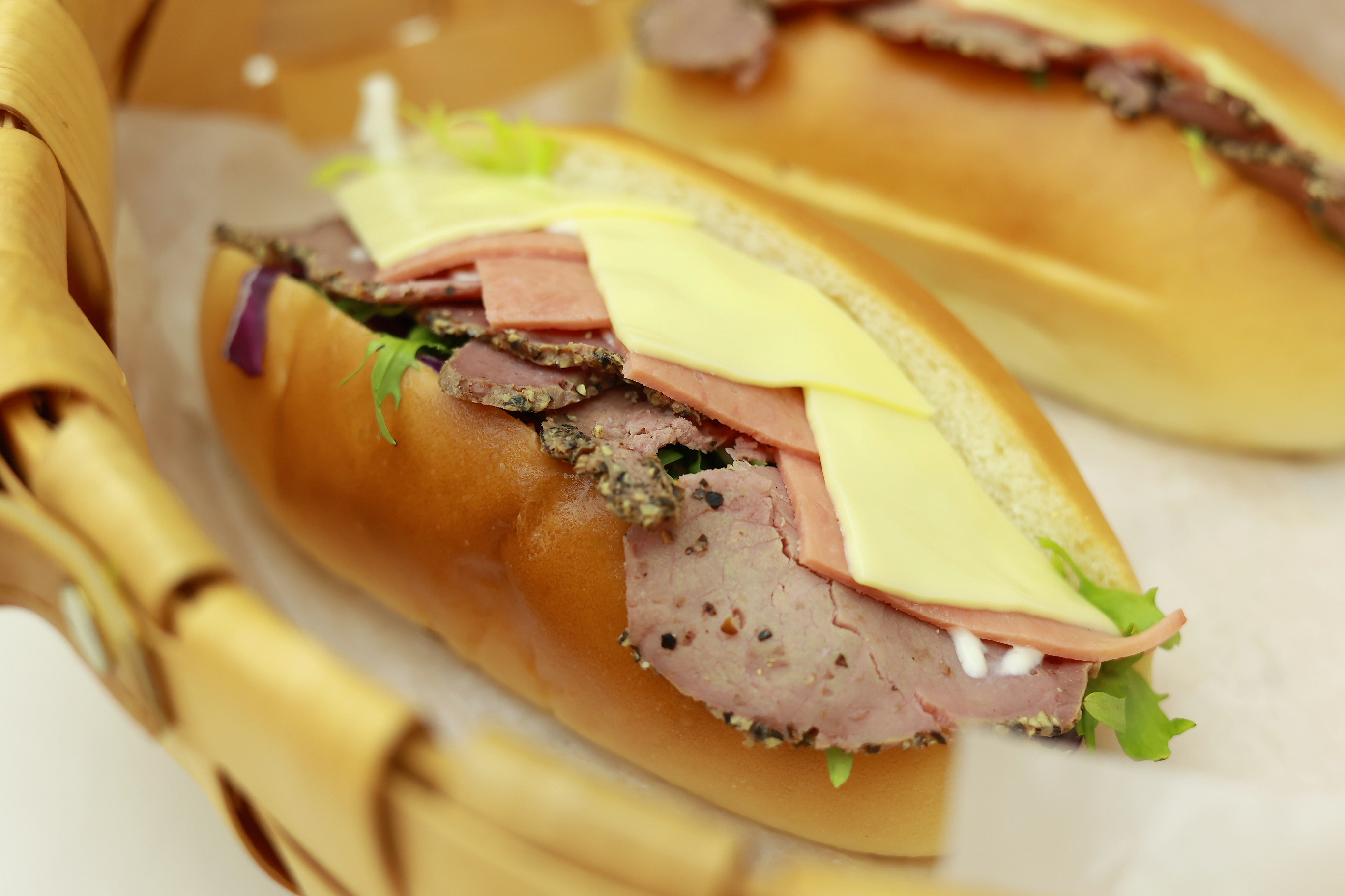 牛肉火腿三明治