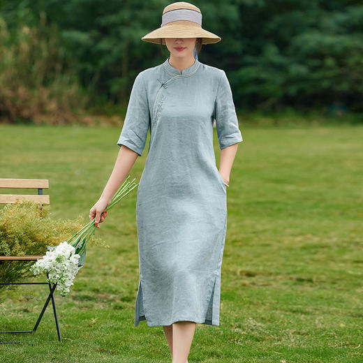 新款原创设计国风改良亚麻旗袍连衣裙文艺绣花立领侧开叉C009 商品图0