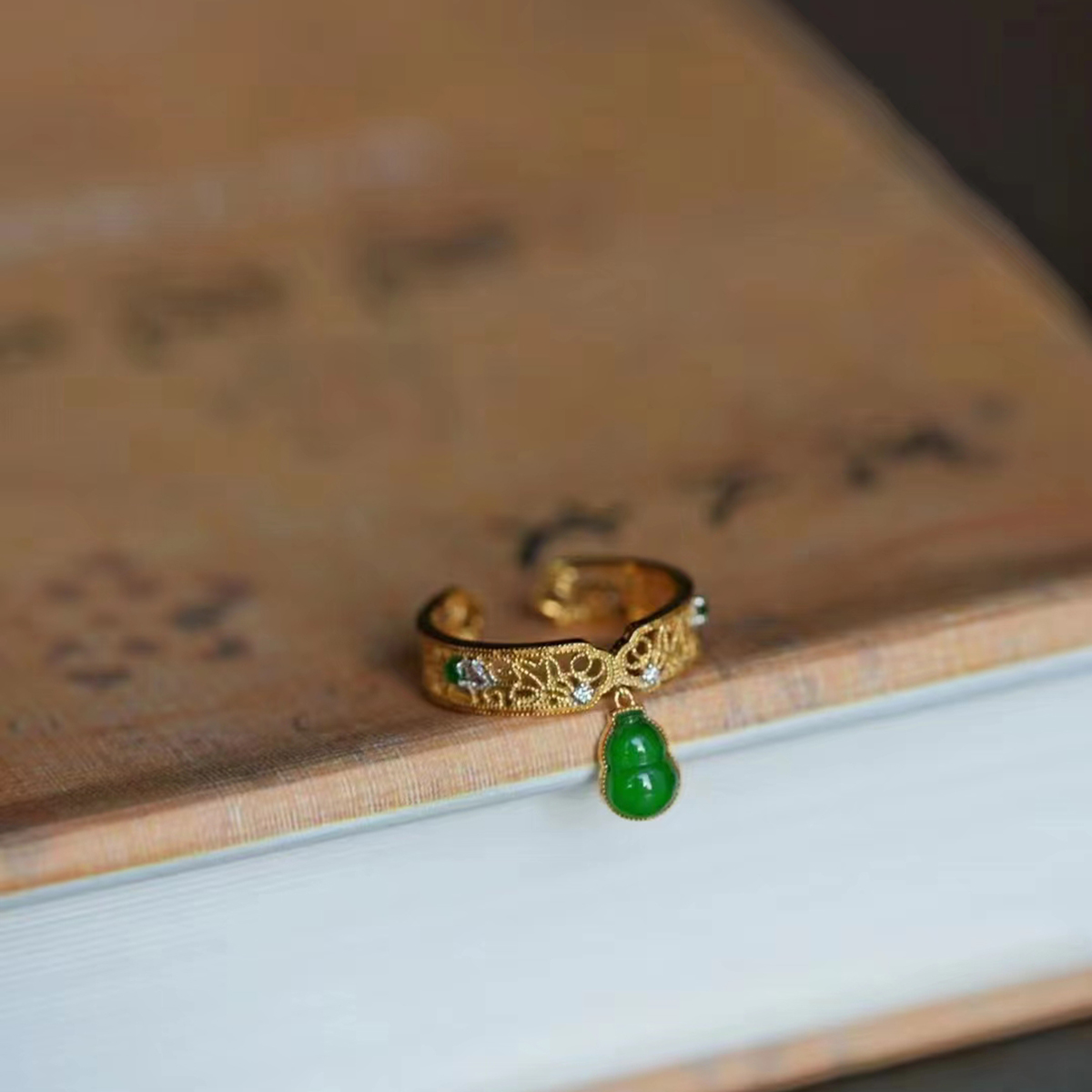 龢盒原创 天然冰绿翡翠葫芦甩戒指