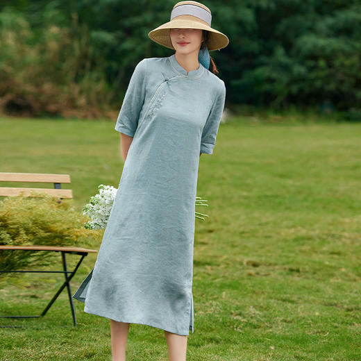 新款原创设计国风，改良亚麻旗袍连衣裙文艺绣花立领侧开叉YM-C009 商品图2