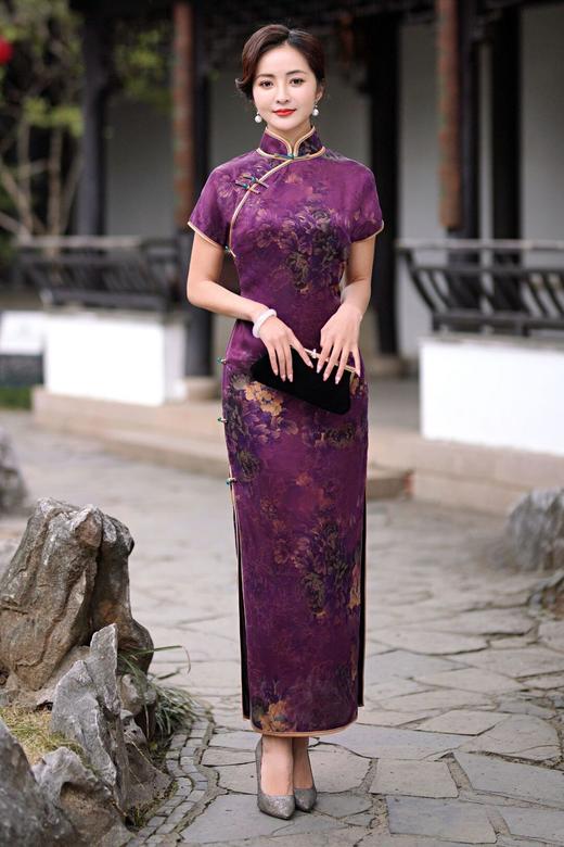 TZRY复古真襟香云纱花萝旗袍雍容华贵流行真丝旗袍 商品图3