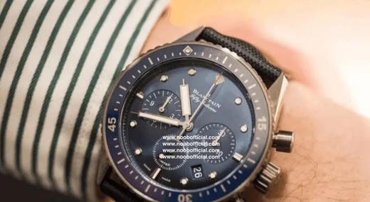 NOOB宝珀五十寻计时深潜器飞返计时码表问世了，直径43mm。【表壳】牙圈对版，立体感强！永不退色，手感爽滑且不伤肌肤。 商品图8