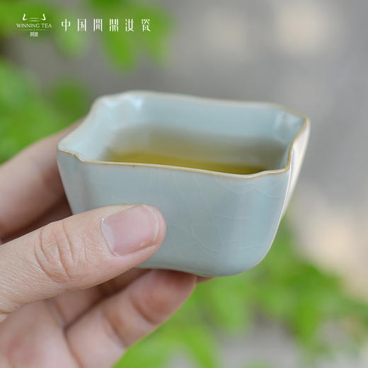 问鼎汝瓷紫金釉经典款天青四方杯 商品图2