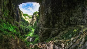 西南——重庆深度环线+恩施大峡谷全景9-12天    （重庆南川金佛山、苗绣拍摄、古镇赶集、涪陵大裂谷、武隆天坑地缝、黄水林海、洪崖洞、长江索道+湖北恩施大峡谷）