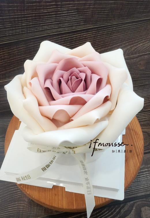「女士」翻糖玫瑰花 商品图0