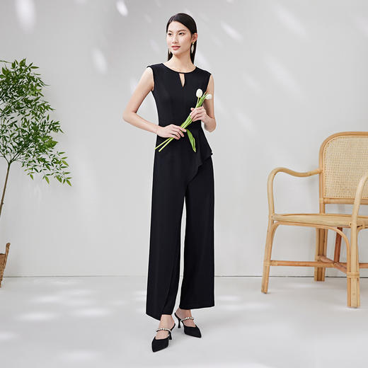 EITIE爱特爱夏季新款干练圆领无袖高腰直筒显瘦黑色通勤连体裤B2307122 商品图1