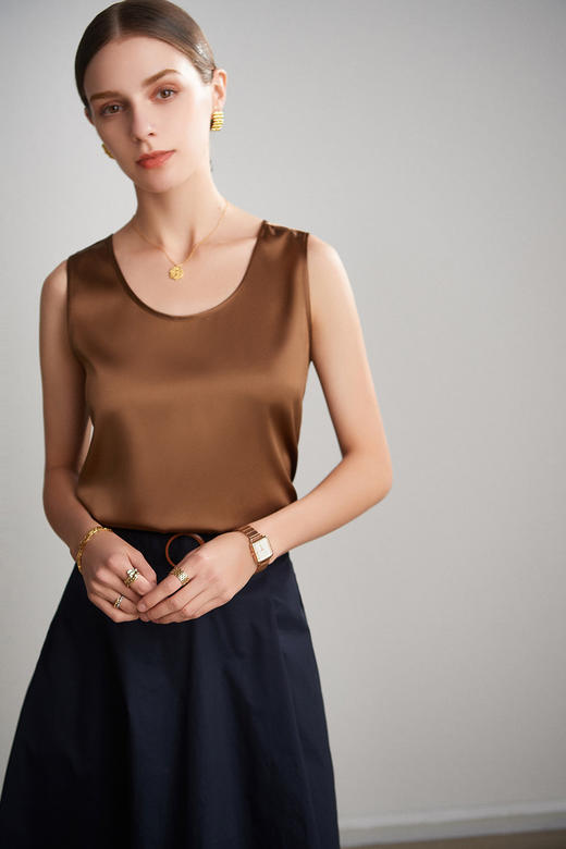 【盏那】桑蚕丝无袖背心 内搭外穿都适宜 商品图5