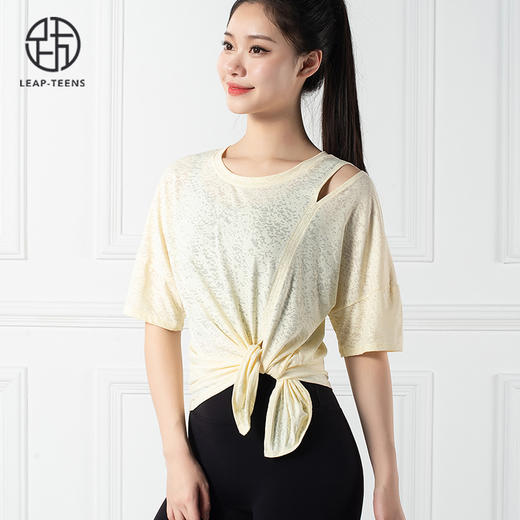 跃牌【倚窗听雨系列】瑜伽服提花罩衫透气镂空短袖T恤DA57-23 商品图5