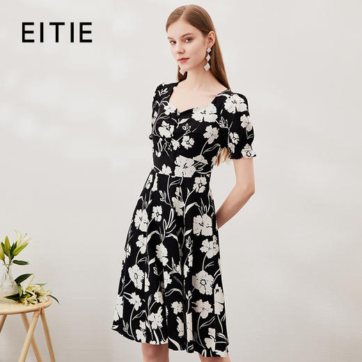 EITIE爱特爱夏季新款修身显瘦优雅V领印花连衣裙7007714 商品图0