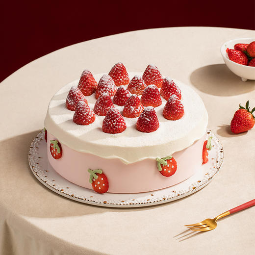 【草莓季限定】雪顶草莓物语蛋糕，甜润多汁的红颜草莓搭配软糯芋泥（全国幸福西饼蛋糕） 商品图1