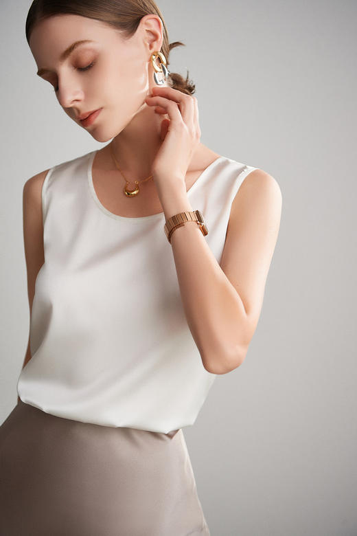 【盏那】桑蚕丝无袖背心 内搭外穿都适宜 商品图3