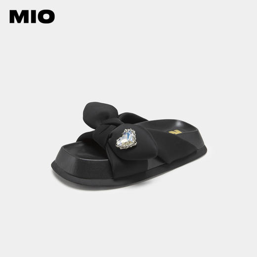 MIO米奥夏季纯色中跟一字拖厚底爱心水钻甜美蝴蝶结复古勃肯拖鞋M233127601 商品图0