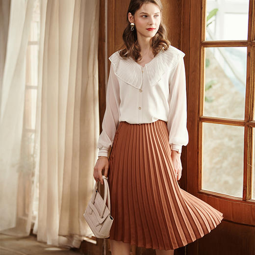 欧芮儿白色娃娃领针织衫2023春装新品打底上衣女 商品图1