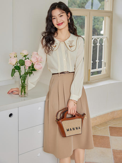 【129选3件，不退换】熙世界法式复古宫廷风长袖衬衫女小众设计刺绣翻领上衣2025春新款 商品图2