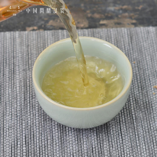 问鼎汝瓷紫金釉经典款天青听泉杯 商品图1