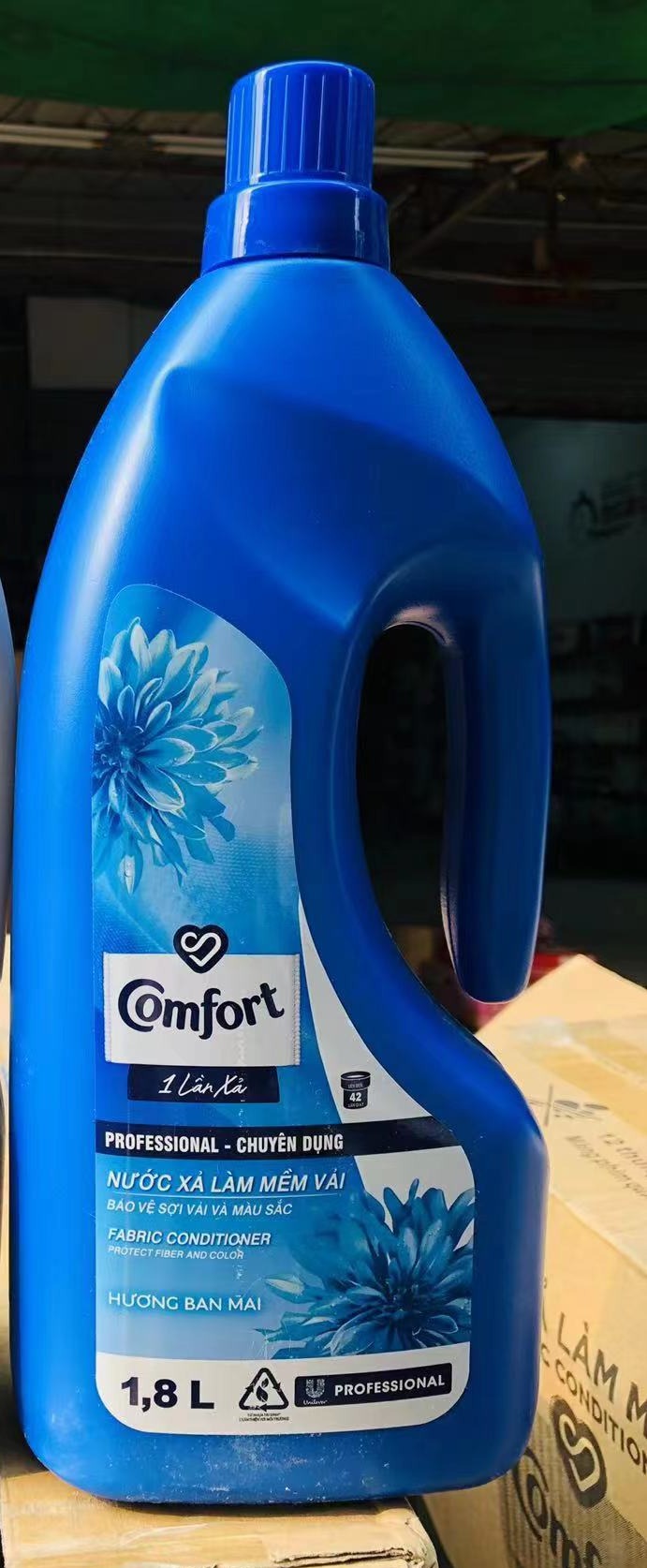 金纺浓缩柔顺剂(蓝色)1.8L    8934868151548