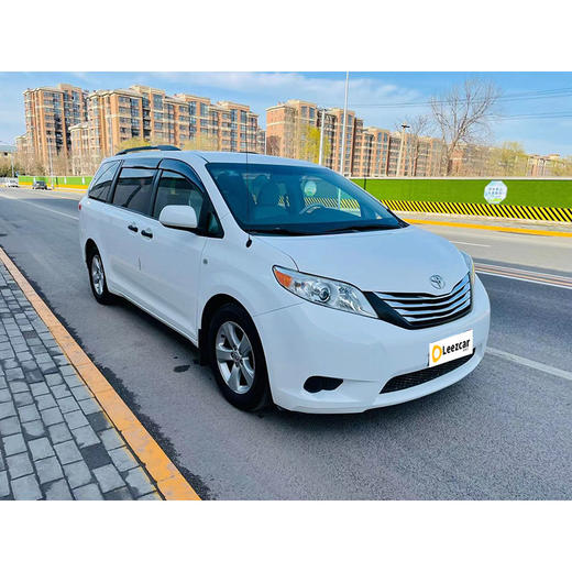 丰田	Sienna 3.5L 手自一体 L 两驱7座【长租-北京】 商品图3