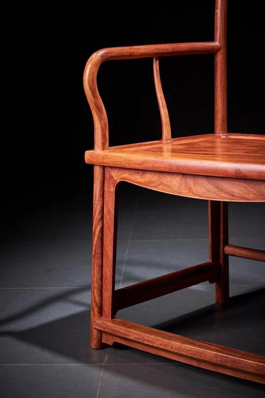 红桥红  家具严选  缅甸花梨（大果紫檀）【宝蕴楼扇形 南官帽椅三件套】 商品图4