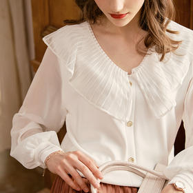 欧芮儿白色娃娃领针织衫2023春装新品打底上衣女