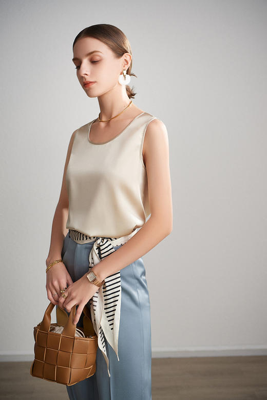 【盏那】桑蚕丝无袖背心 内搭外穿都适宜 商品图7