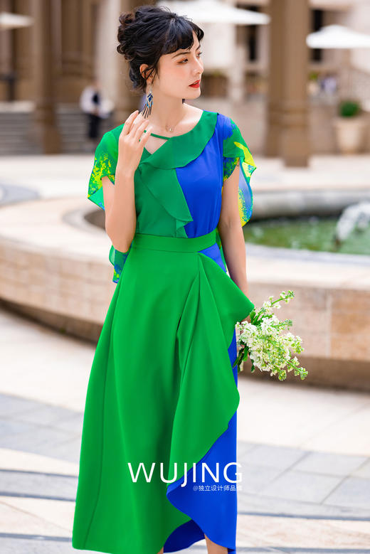 3022114 青山远黛 阳春绿上衣 雾境 商品图2