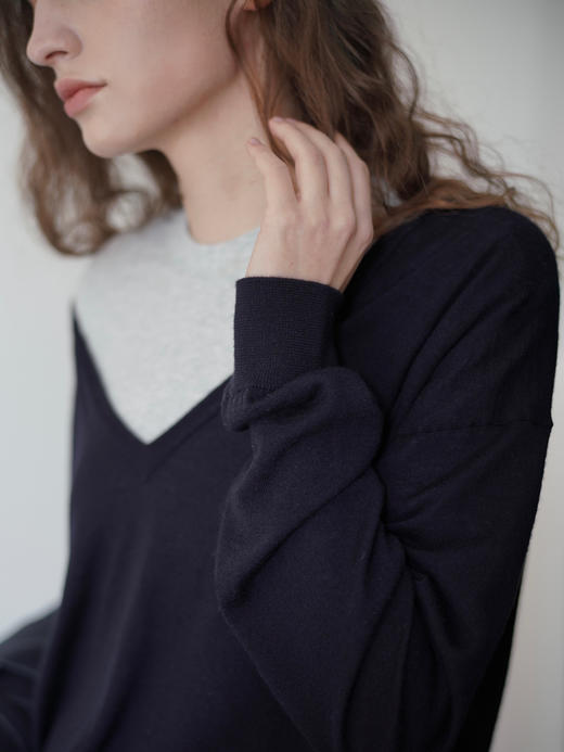 Polar Night V-neck Sweater S码 商品图2