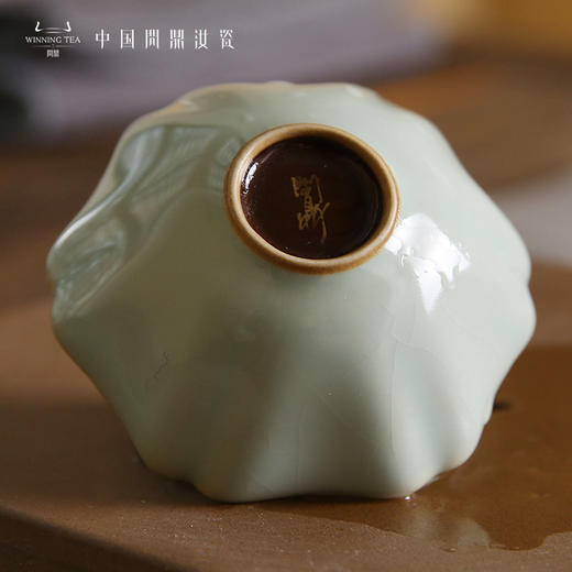 问鼎汝瓷紫金釉经典款天青葵盏杯（缺货） 商品图3