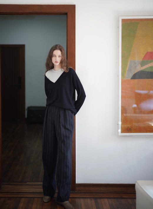 Polar Night V-neck Sweater S码 商品图3