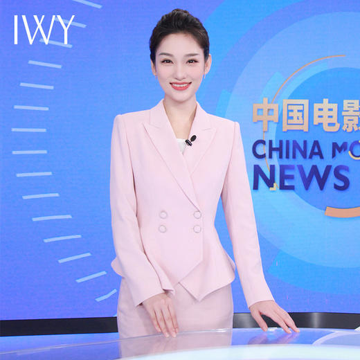 IWY/粉色小香风西装套裙女气质时尚职业装女神范播音主持人上镜工作服22CS2160 商品图2