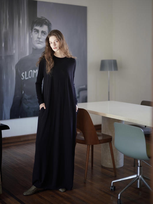 Polar Night Long Dress XS
码 商品图0