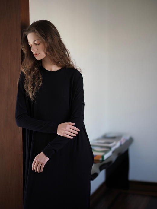 Polar Night Long Dress XS
码 商品图3