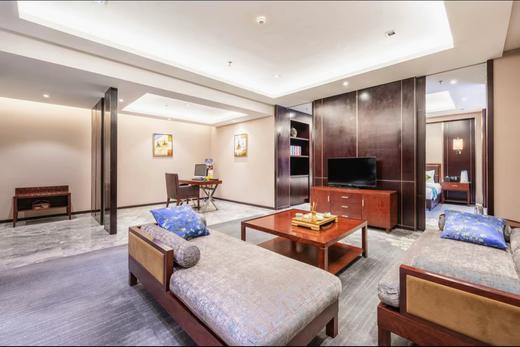 【亚欧酒店】嘉宾行政套房 商品图1