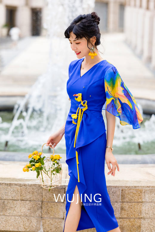 3022003 莱茵印月 克莱茵蓝连衣裙 雾境 商品图1