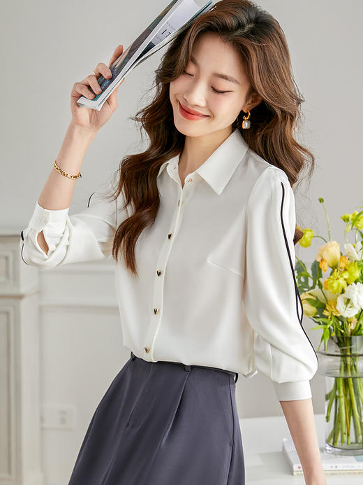 【79元福袋，不支持退换】熙世界撞色线条长袖衬衫女设计感小众2025春秋季新款时尚气质衬衣 商品图0