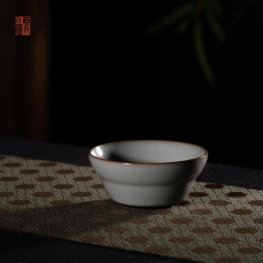 问鼎绪文汝窑 霜清杯 商品图3