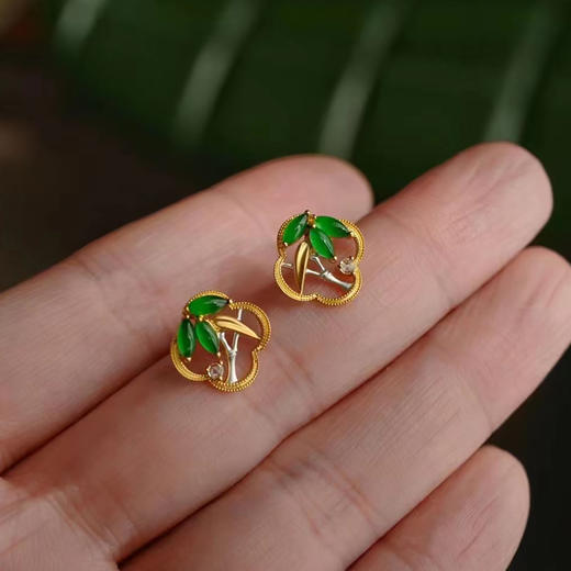 龢盒原创 青竹 18k金翡翠白蓝宝耳钉 商品图2