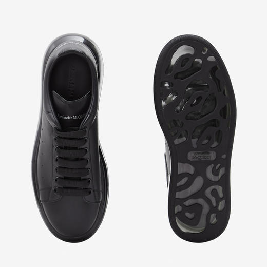 Alexander McQueen 亚历山大.麦昆 男士小牛皮黑尾大廓形休闲运动鞋 黑色 604232 WHX98 1000 商品图3