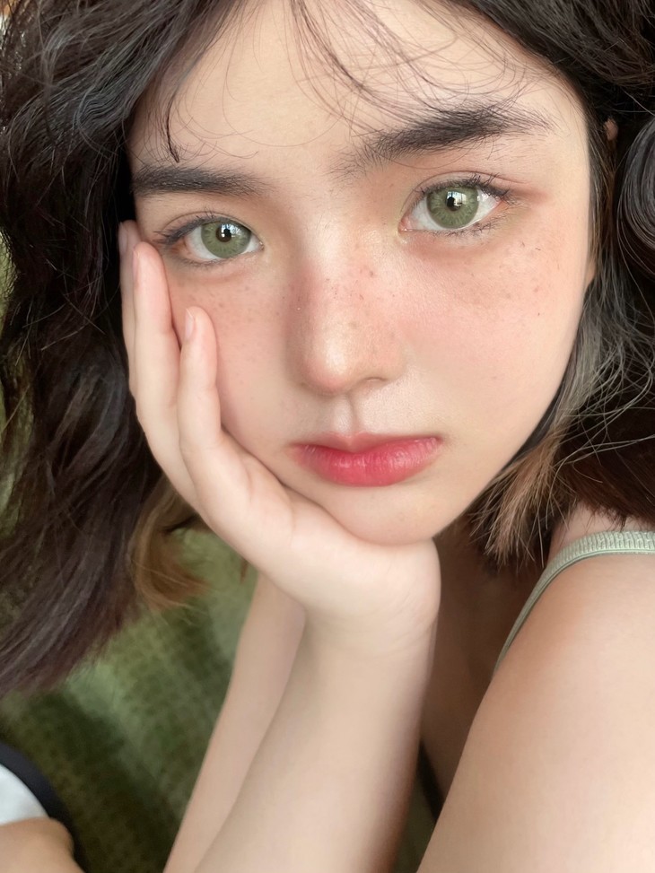 COCOCON美瞳 年抛隐形眼镜 绿毒G05 14.0mm 1副/2片 左右度数可不同-VVCON美瞳商城24 COCOCON美瞳 年抛隐形眼镜 绿毒G05 14.0mm 1副/2片 左右度数可不同 - VVCON美瞳商城