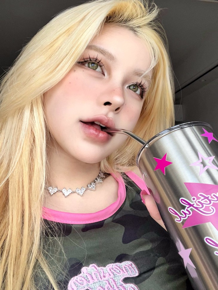 COCOCON美瞳 年抛隐形眼镜 绿毒G05 14.0mm 1副/2片 左右度数可不同-VVCON美瞳商城19 COCOCON美瞳 年抛隐形眼镜 绿毒G05 14.0mm 1副/2片 左右度数可不同 - VVCON美瞳商城