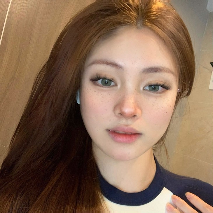 COCOCON美瞳 年抛隐形眼镜 绿毒G05 14.0mm 1副/2片 左右度数可不同-VVCON美瞳商城11 COCOCON美瞳 年抛隐形眼镜 绿毒G05 14.0mm 1副/2片 左右度数可不同 - VVCON美瞳商城