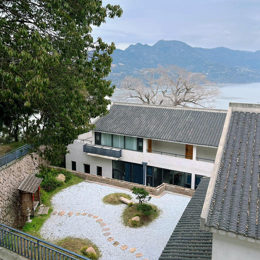 【愉村半舍】距福2.5h，一线海景、7000㎡大草场、悬崖咖啡吧！清明、周末通用，五一、端午、暑期需补差 商品图0