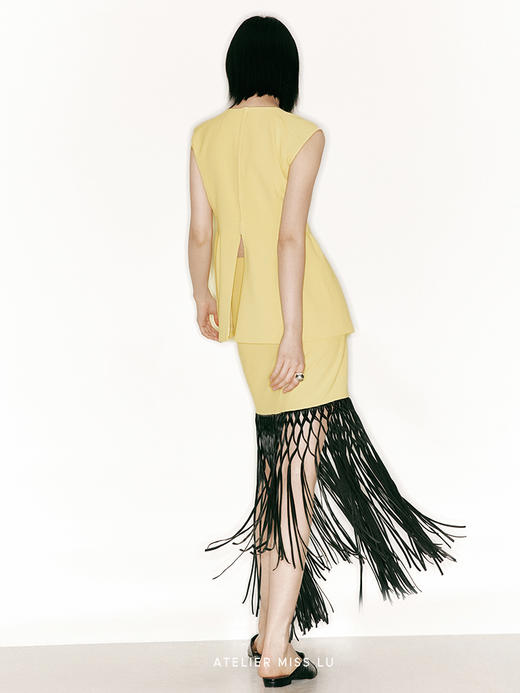 【伞开】收腰廓形设计宽肩上衣/230027B 商品图3