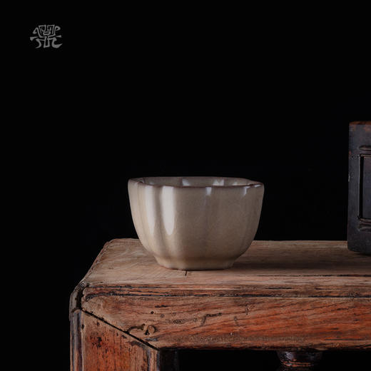 问鼎哥窑 致巧款 葵扇杯 商品图0
