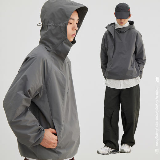 CryingCenter 沙杏 深灰城市户外风连帽冲锋衣套头卫衣 哭喊中心 商品图2