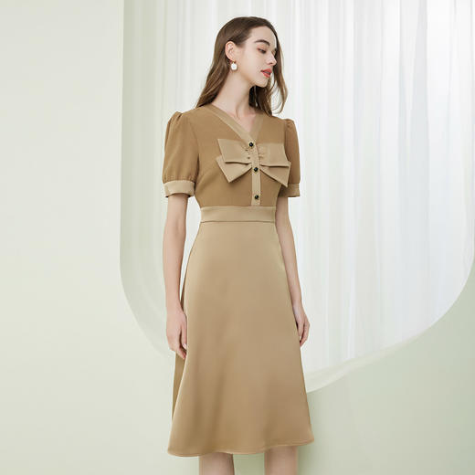 NF843斯尔丽瑟俪2023春夏新款时尚V领温柔蝴蝶结式拼接收腰显瘦连衣裙 商品图2