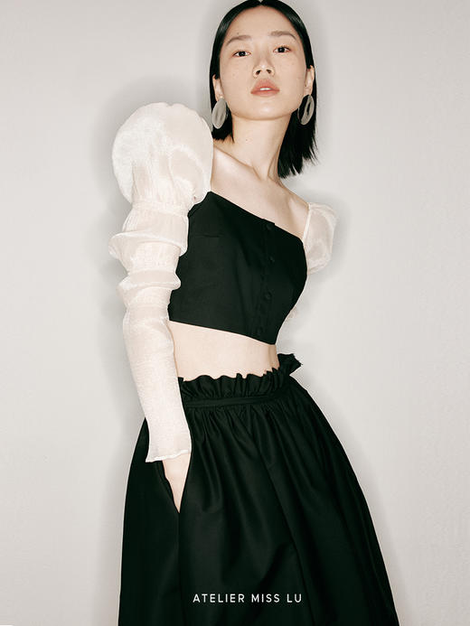 【自歌】藕节造型纱袖方领短上衣/230019 商品图2