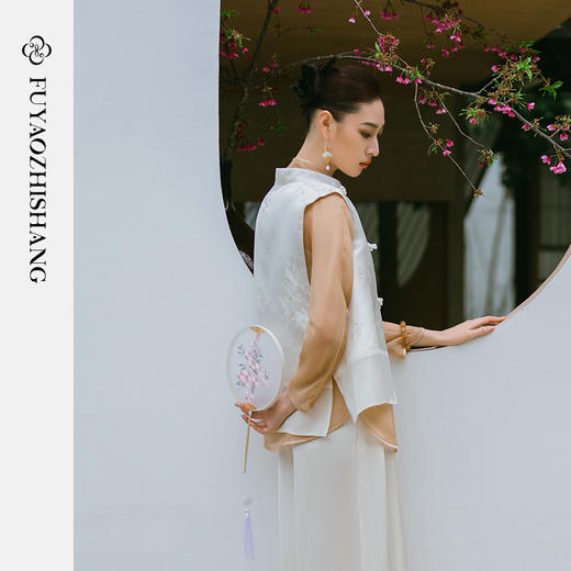 IWY/扶摇系列 立领盘扣轻薄衬衫23FYB112 商品图4